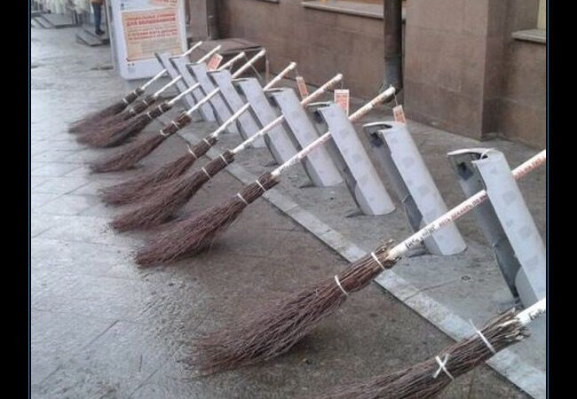 Karantiini lõppedes,  ilusalongi ukse ees