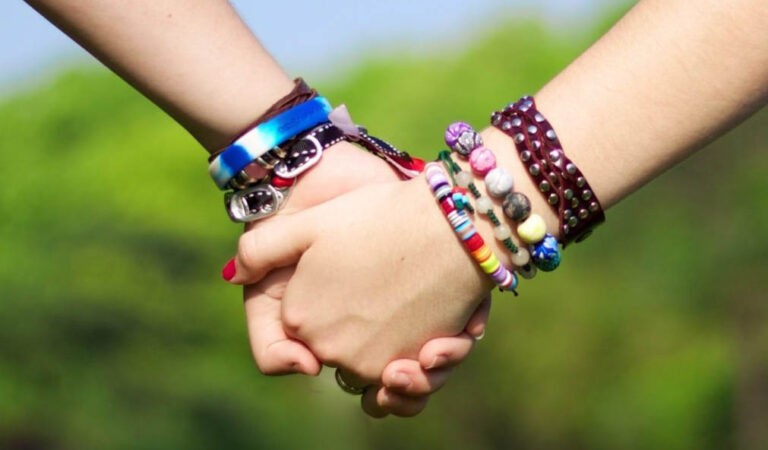 Kui Sa ühel päeval tahaksid nutta – helista mulle!