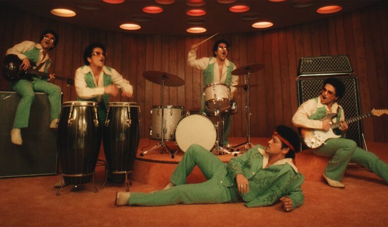 Bruno Mars – I Just Might [Official Music Video]