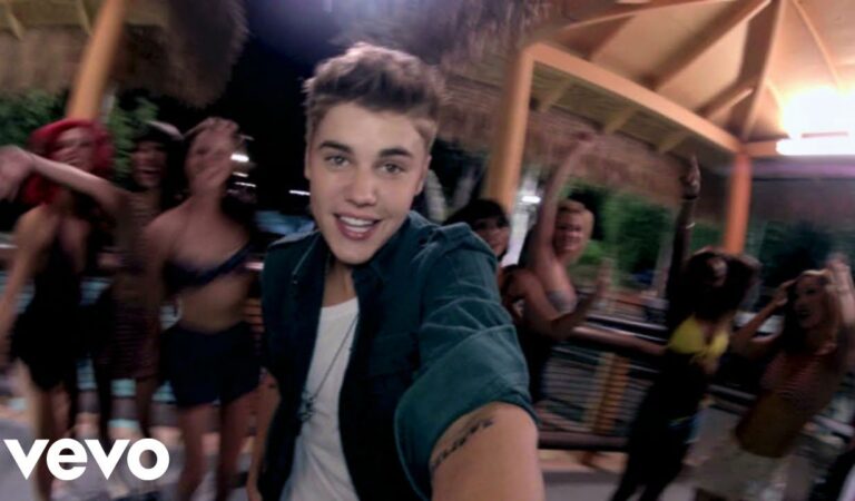 Justin Bieber – Beauty And A Beat (Official Music Video) ft. Nicki Minaj