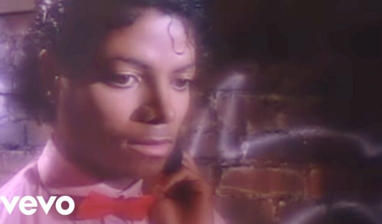 Michael Jackson – Billie Jean (Official Video)