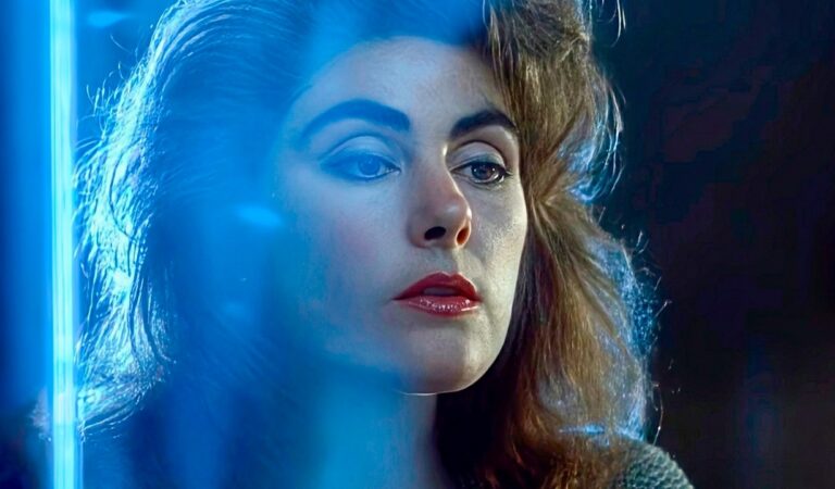 Laura Branigan – Self Control (Official Music Video)